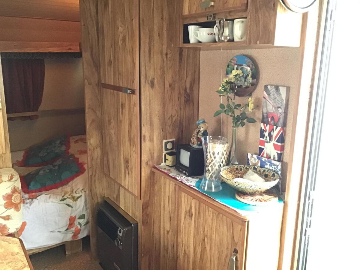Vintage Caravane Les Attaques Eksteriør bilde